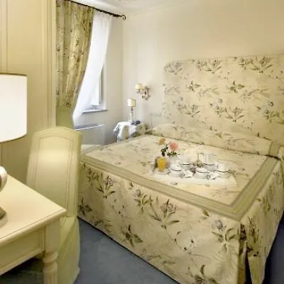 Relais Dei Fiori Dimora D'epoca Pisa