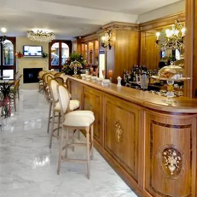 Relais Dei Fiori Dimora D'epoca Bed & Breakfast Pisa