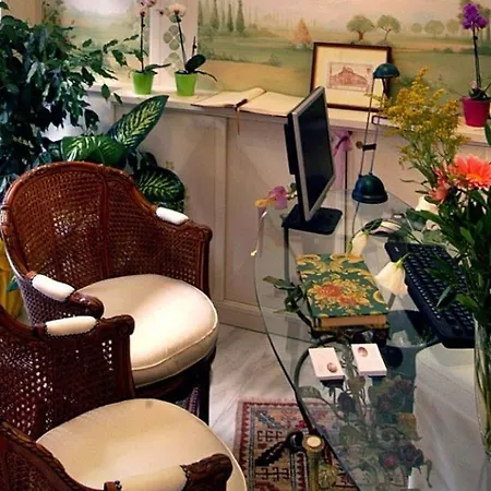 Relais Dei Fiori Dimora D'epoca Bed & Breakfast 3*