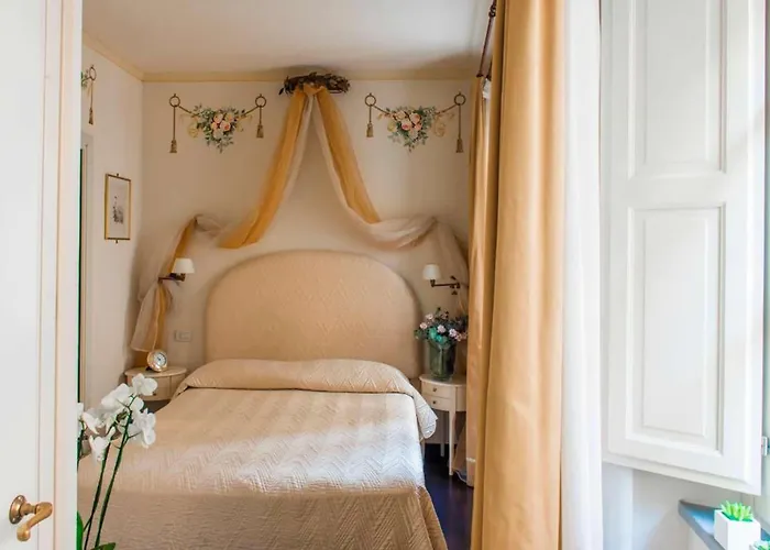 Relais Dei Fiori Dimora D'epoca Bed and Breakfast 3*
