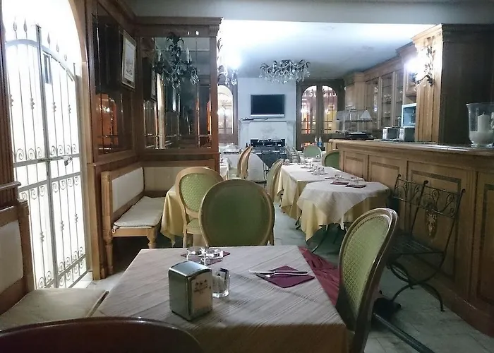 Relais Dei Fiori Dimora D'epoca Bed and Breakfast Πίζα