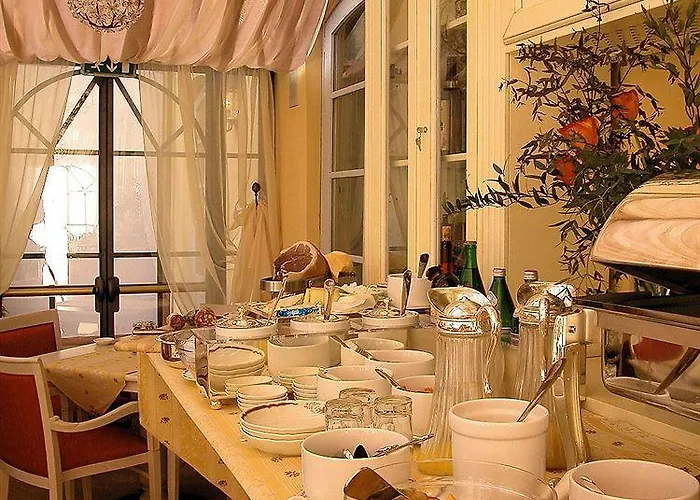 Relais Dei Fiori Dimora D'epoca 3* Πίζα