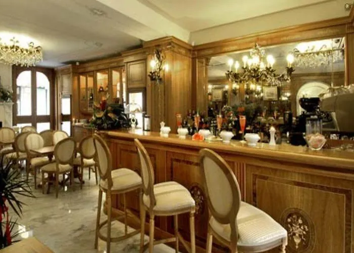 Relais Dei Fiori Dimora D'epoca Πίζα