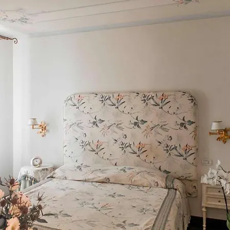 Relais Dei Fiori Dimora D'epoca Bed and breakfast 3*